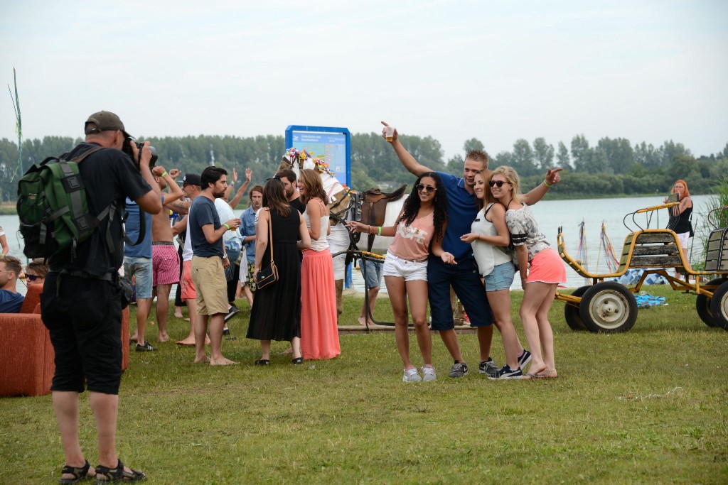 ../Images/Loungefest 2015 0527.jpg
